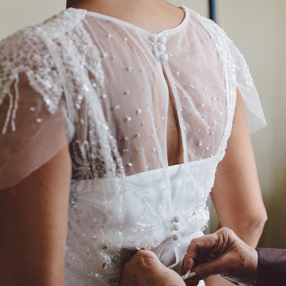 Wedding Dress - Picture 5 of 9